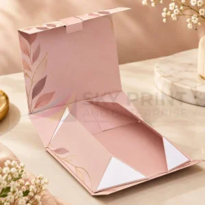 Lightweight cardboard boxes for shipping and packaging
